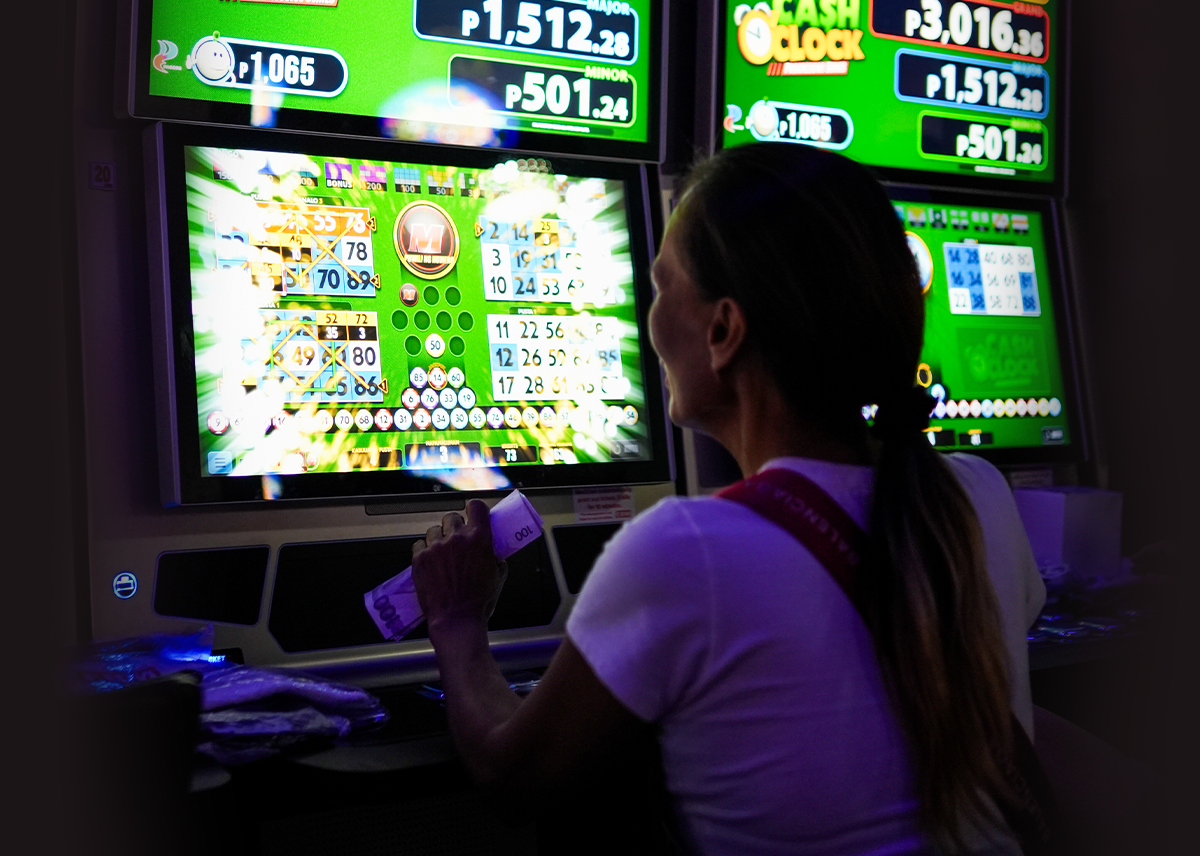 Casino Player enjoying her gaming session with video bingo special prize bonus mode activated