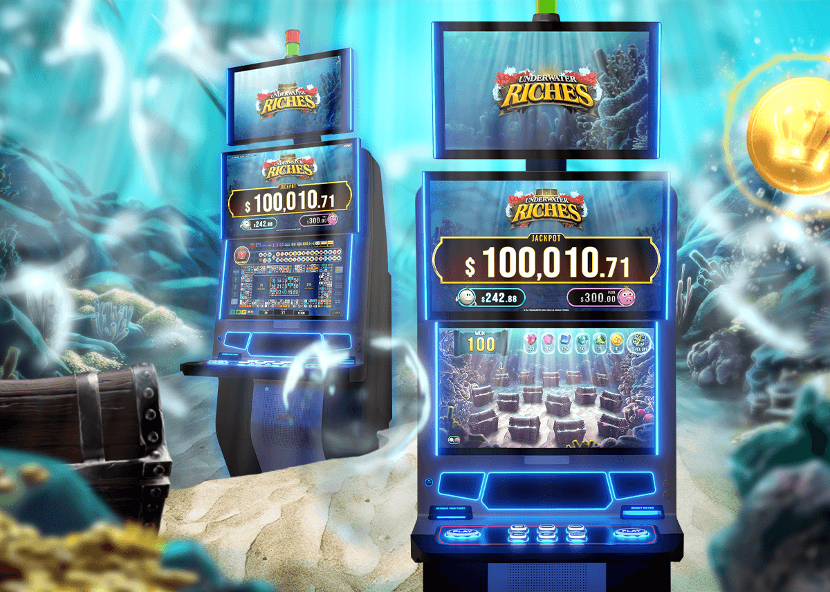 Underwater Riches video bingo game displayed in two FBM casino cabinets. The cabinet on left shows the main game while the right one shows the bonus mode active.